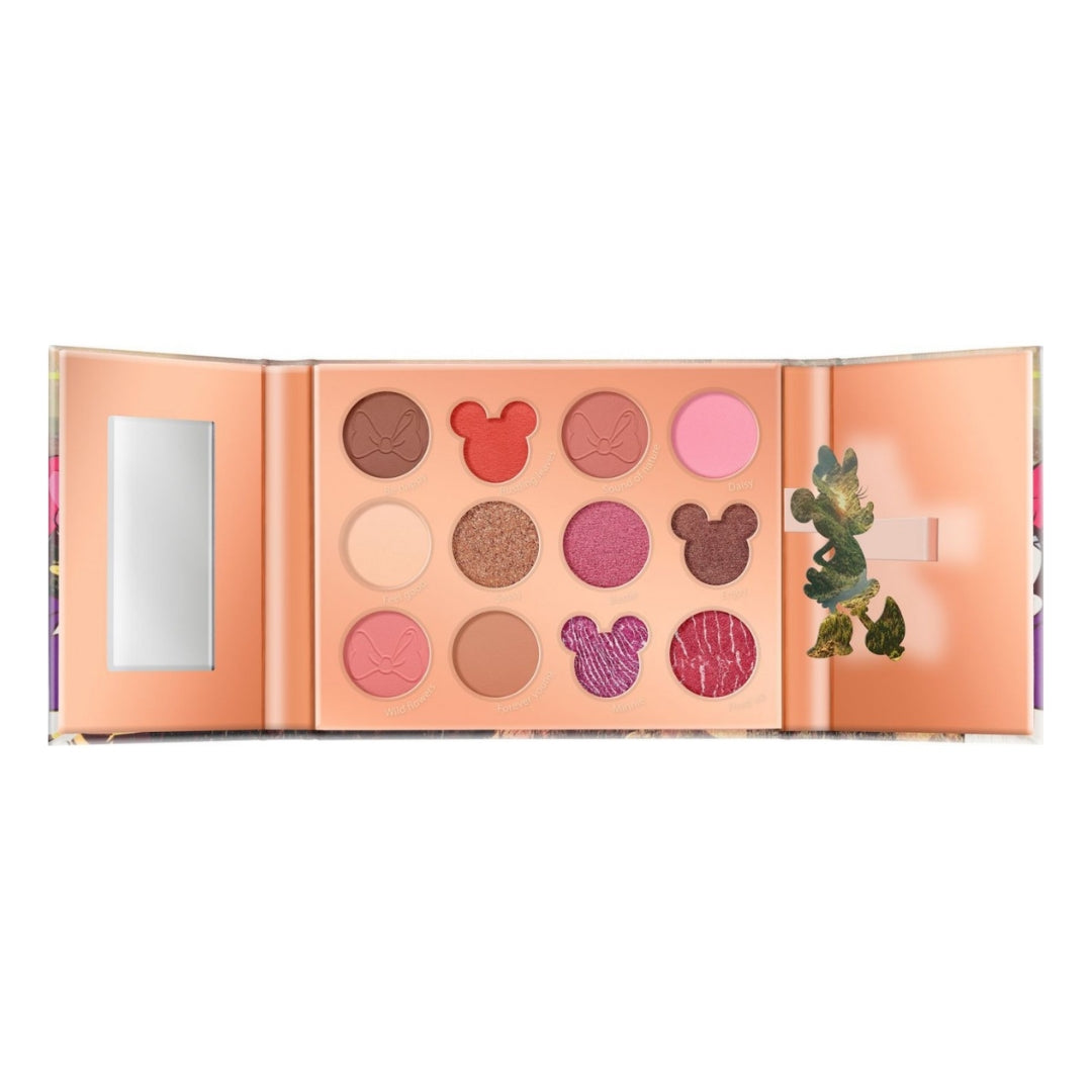 Essence Disney Mickey And Friends Eyeshadow Palet Essence Disney Mickey And Friends Eyeshadow Palet