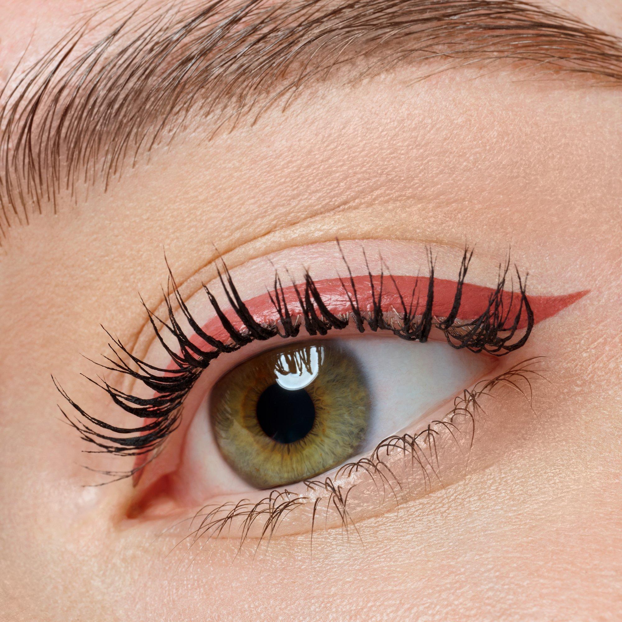 Essence Colour It Liquid Eyeliner 04 Rusty Red Essence Colour It Liquid Eyeliner 04 Rusty Red