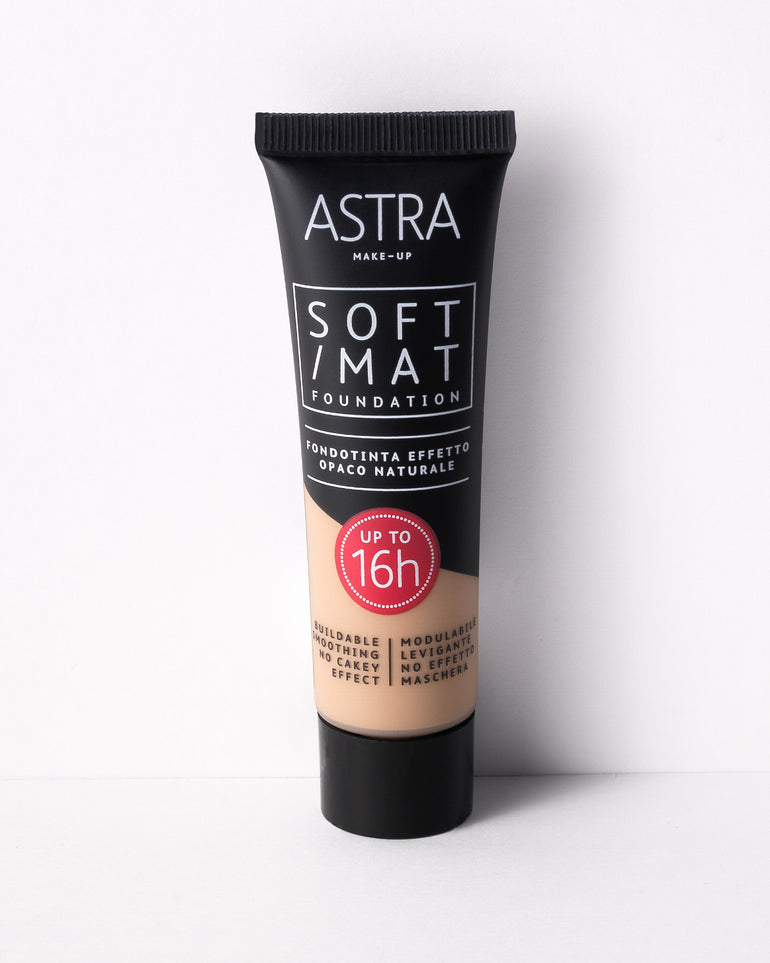 Astra Soft Mat Foundation Vanilla