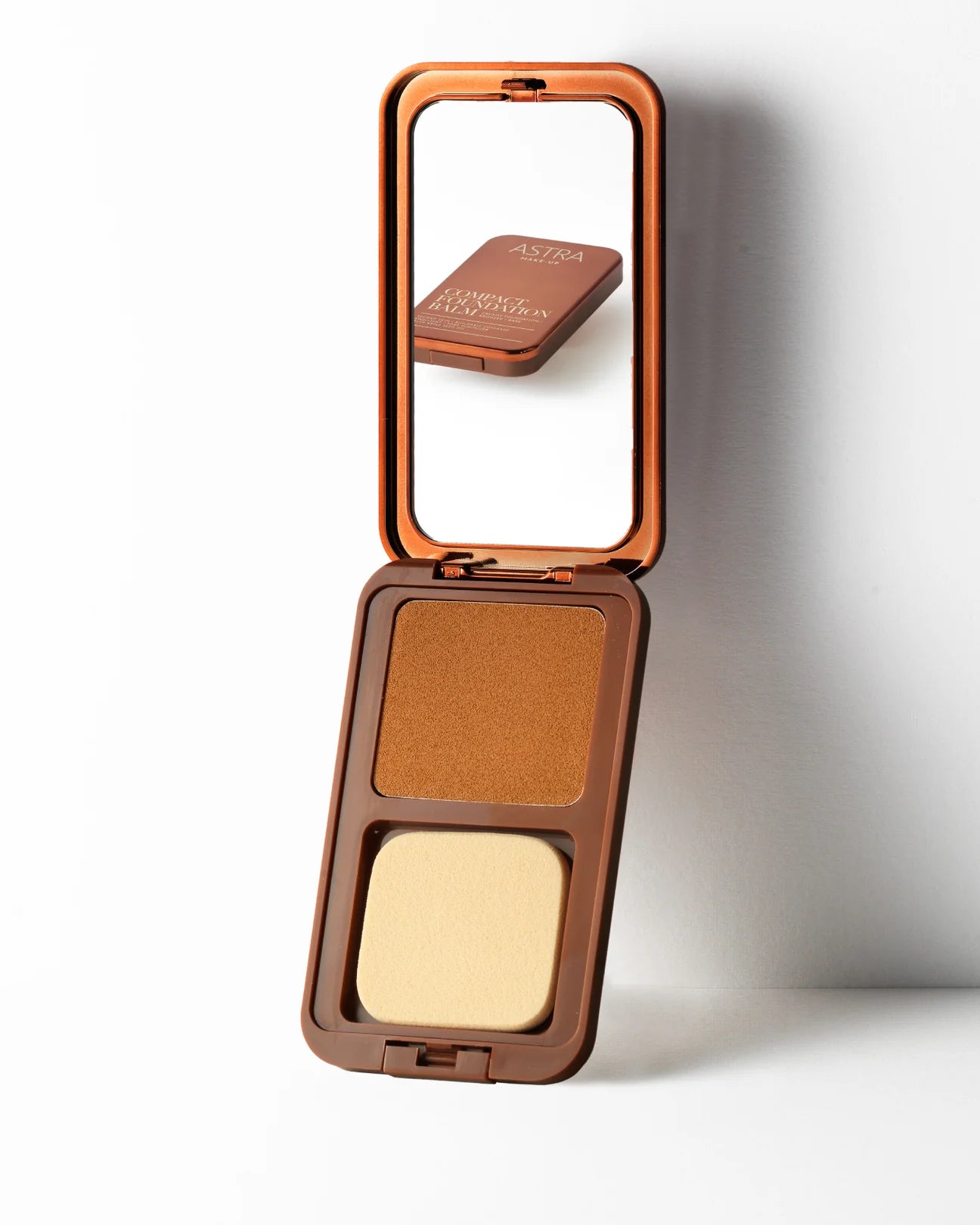 Astra Compact Foundation Balm Astra Compact Foundation Balm